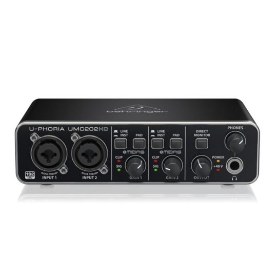 BEHRINGER UMC202HD